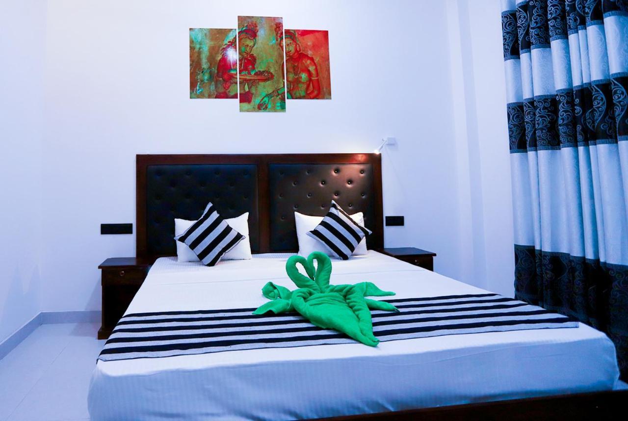 Milano Grand Hotel Dambulla Exterior photo